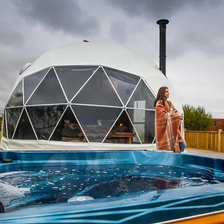 Domes خيمة فخمة 2*