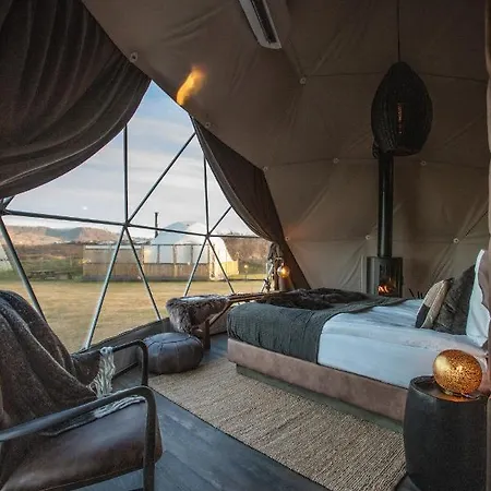 Domes خيمة فخمة