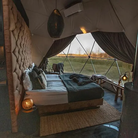 Domes خيمة فخمة ريكيافيك